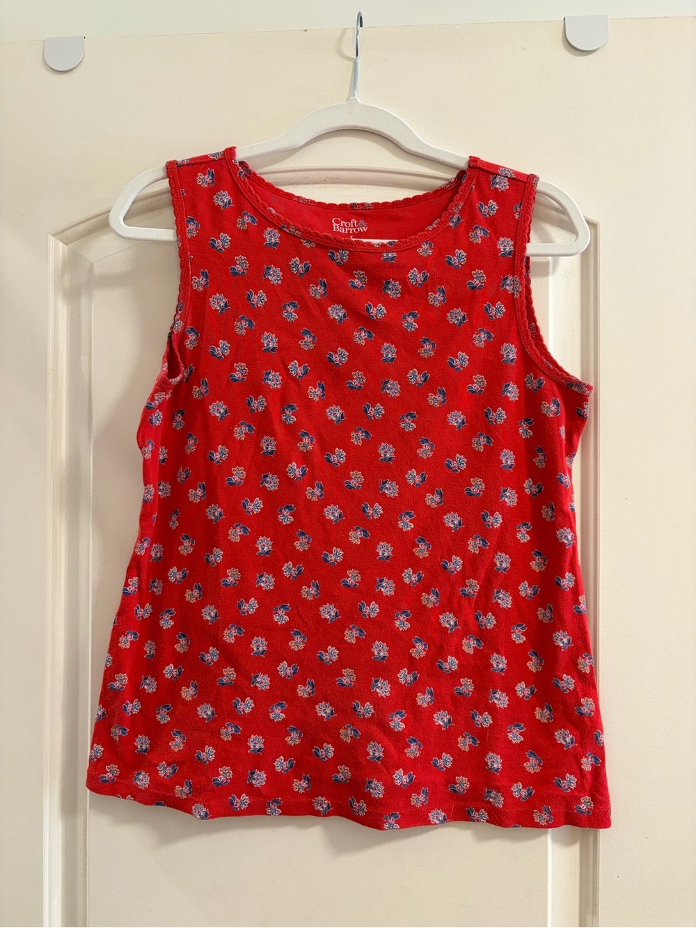 Vintage Croft & Barrow floral tank top